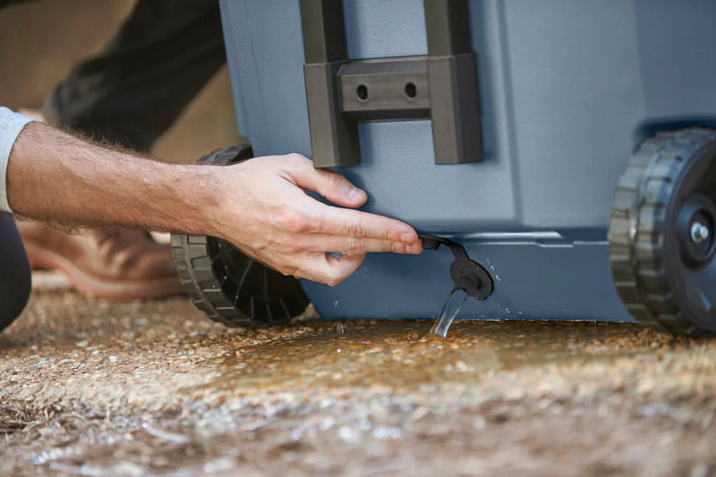 Wheeled Hard Chest Cooler U2936