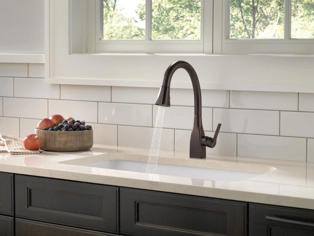 Single Handle Pull-Down Kitchen Faucet N355555