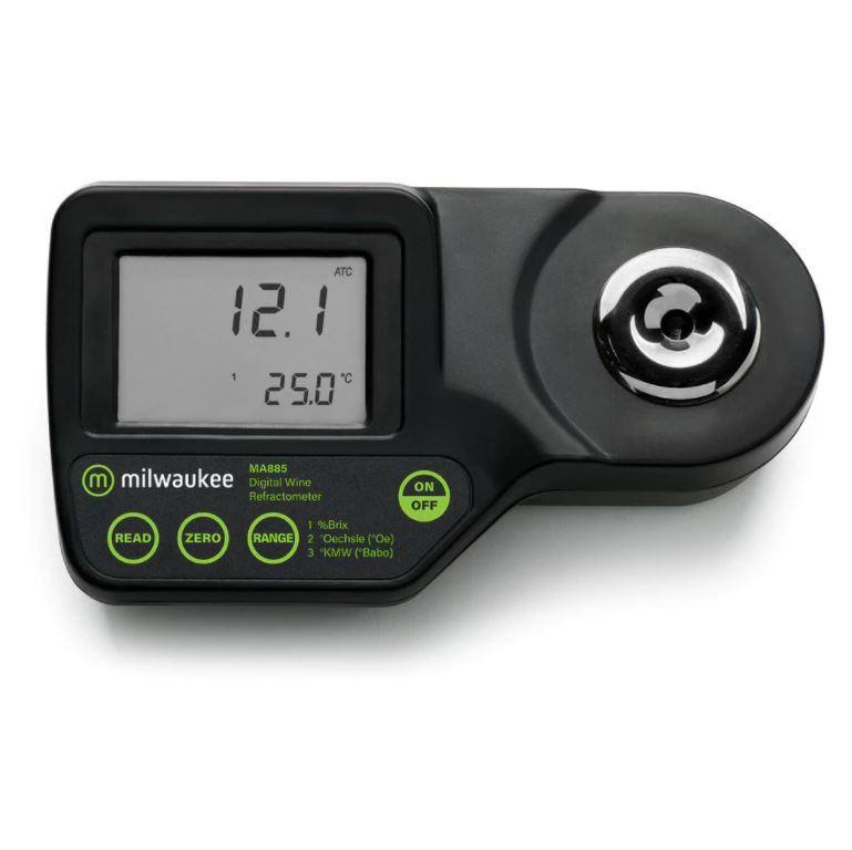 Digital Brix Refractometer with Protective Case H959913