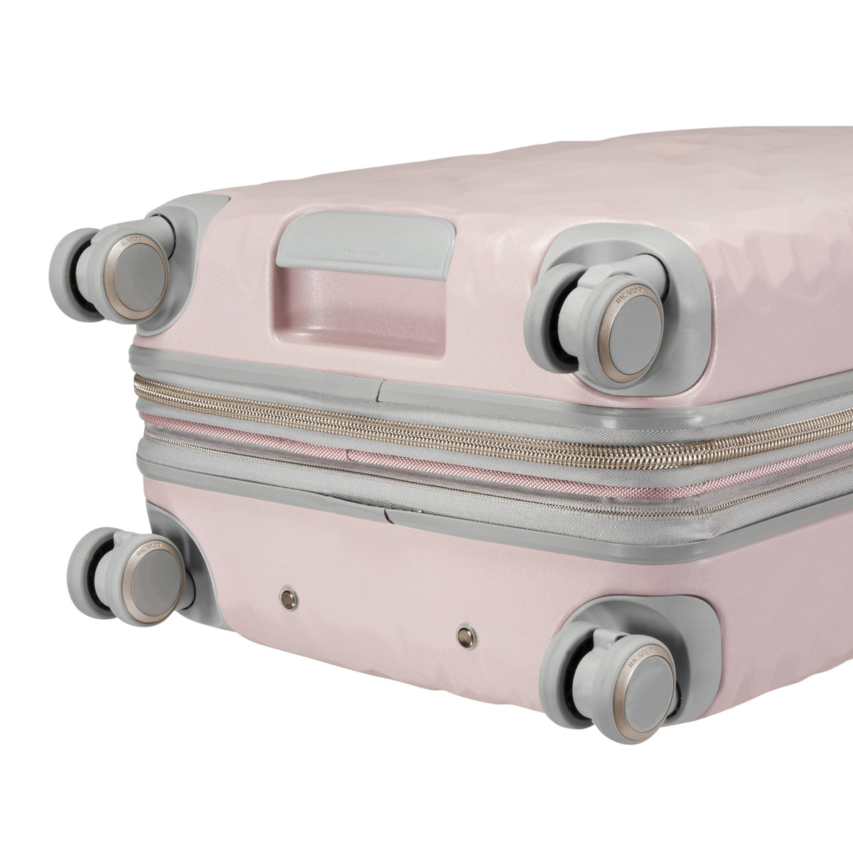 Carry-On V202703