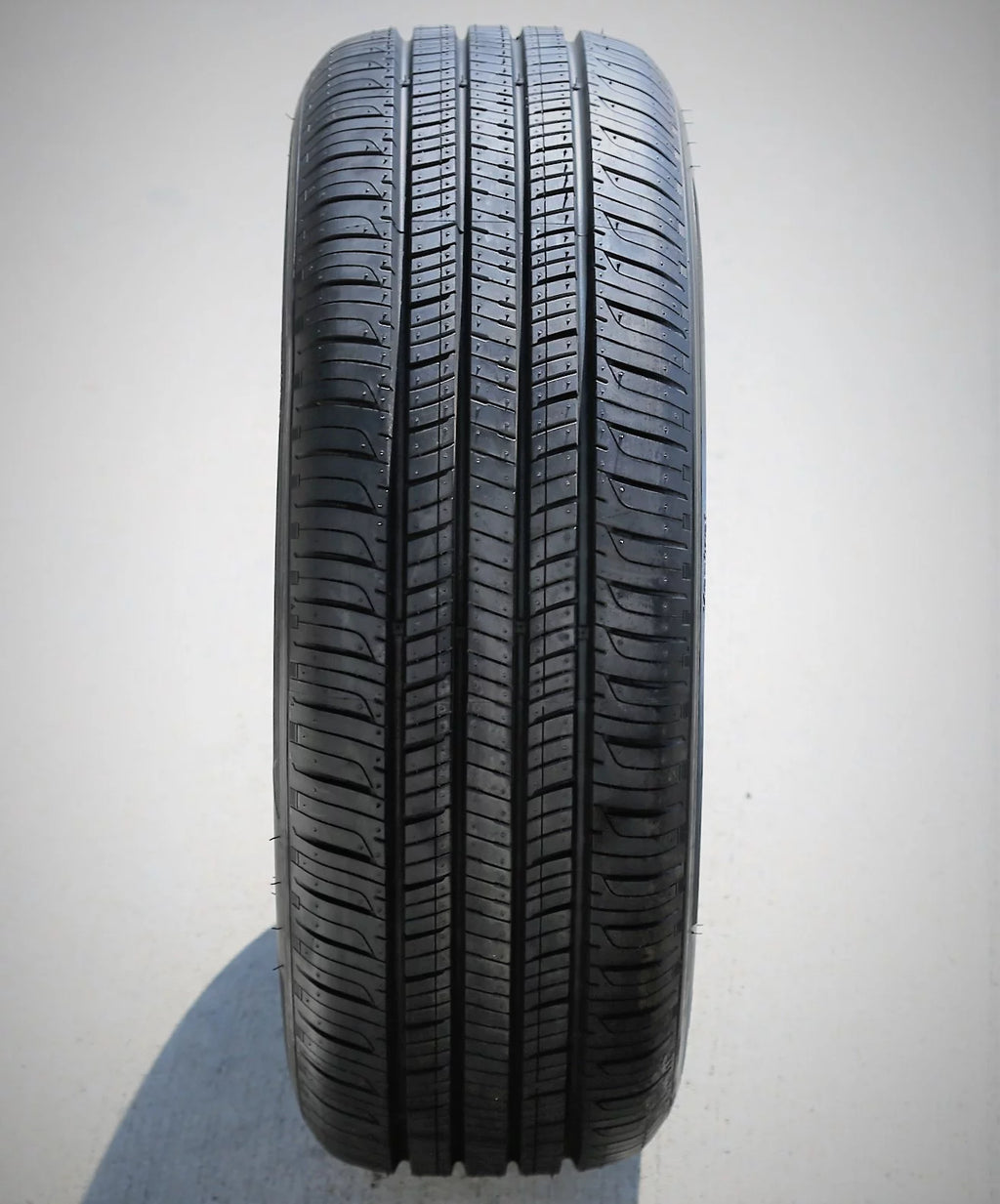 All Season 215/55R16 93H Passenger Tire D270