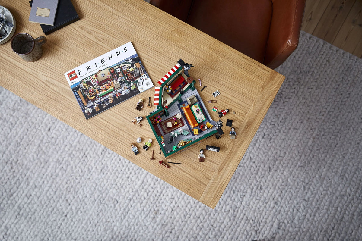 Central Perk W43476