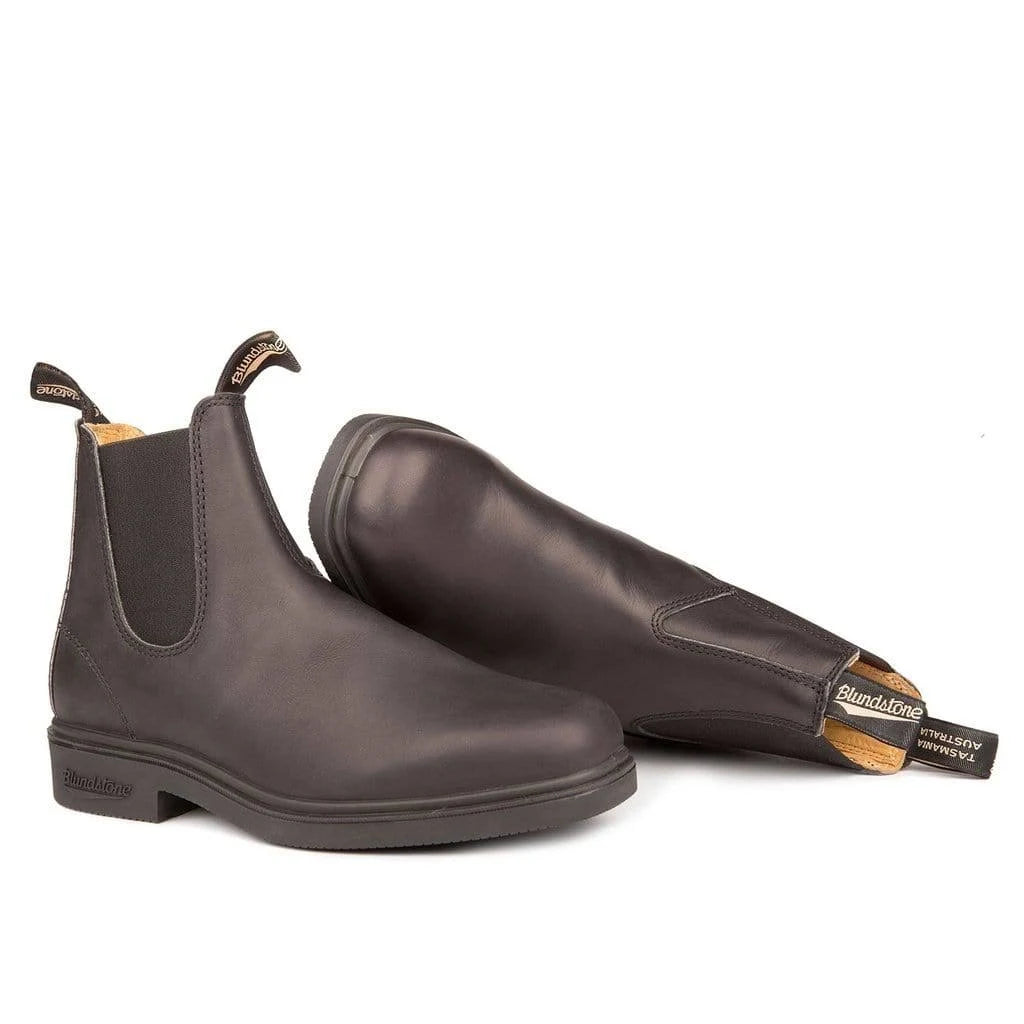 Chisel Toe Black Blundstone A13028