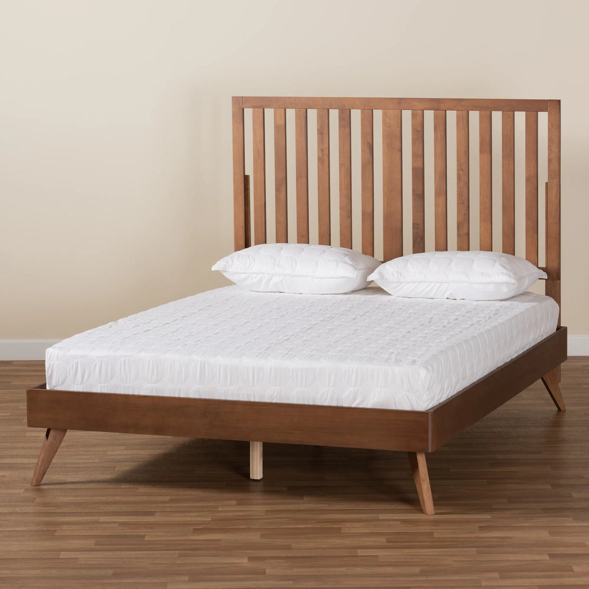 Queen Walnut Brown Engineered Wood Platform Bed Y8060